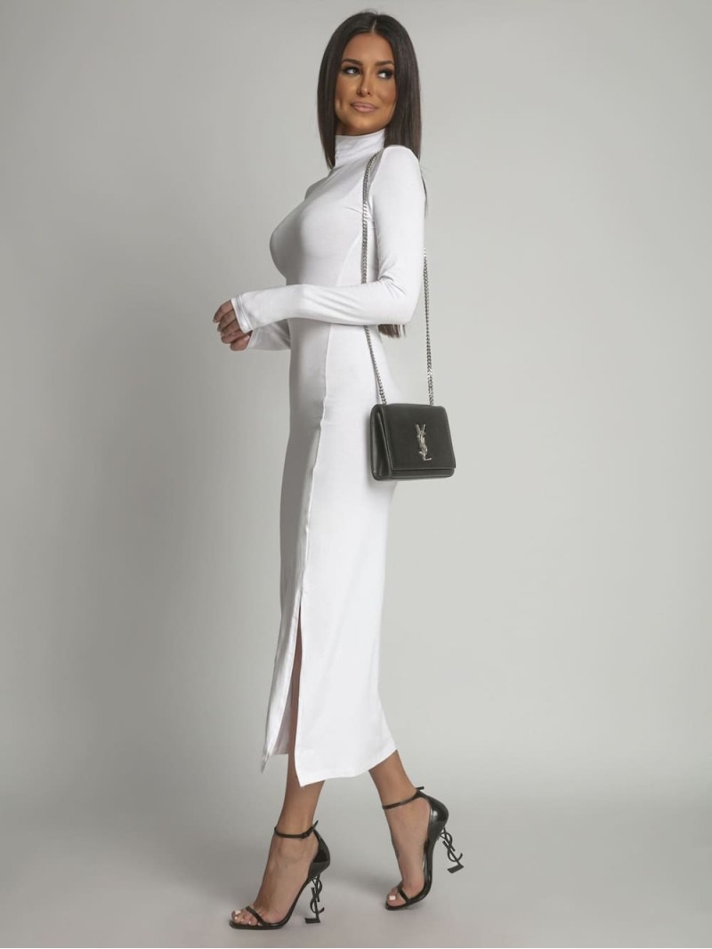 Smooth dress with long sleeves and a turtleneck, white FG678